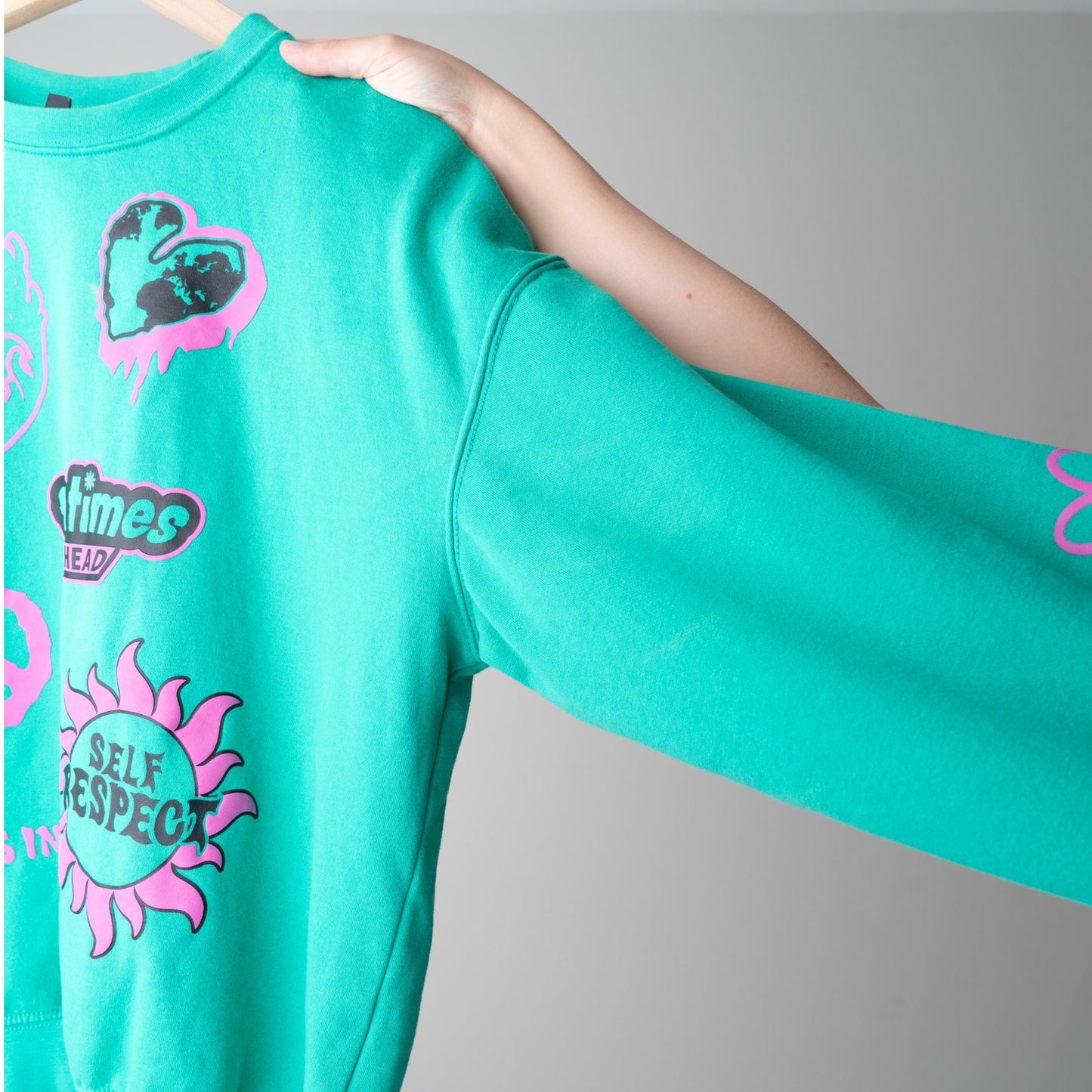 H&M Divided Graphic Crew Neck Sweatshirt Long Sleeve Mind Labs Fun Times Respect