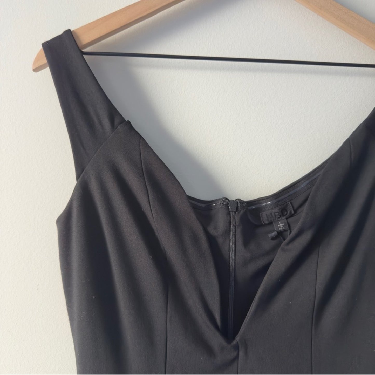Revolve NBD Black Sleeveless Dress Plunge Wired V-Neck Mini Zip Up Zipper Solid