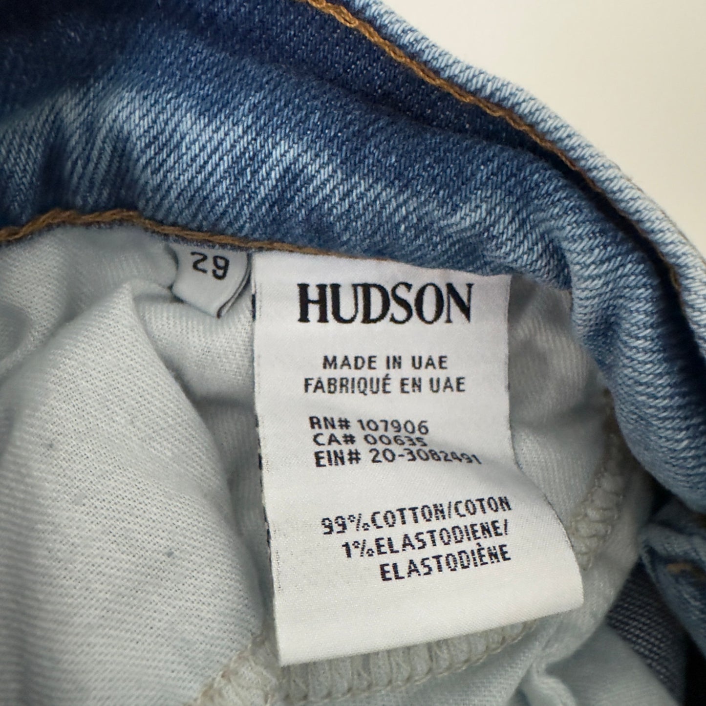 Hudson High Rise Zoeey Straight Crop Jeans raw hem distressed knees zip pockets