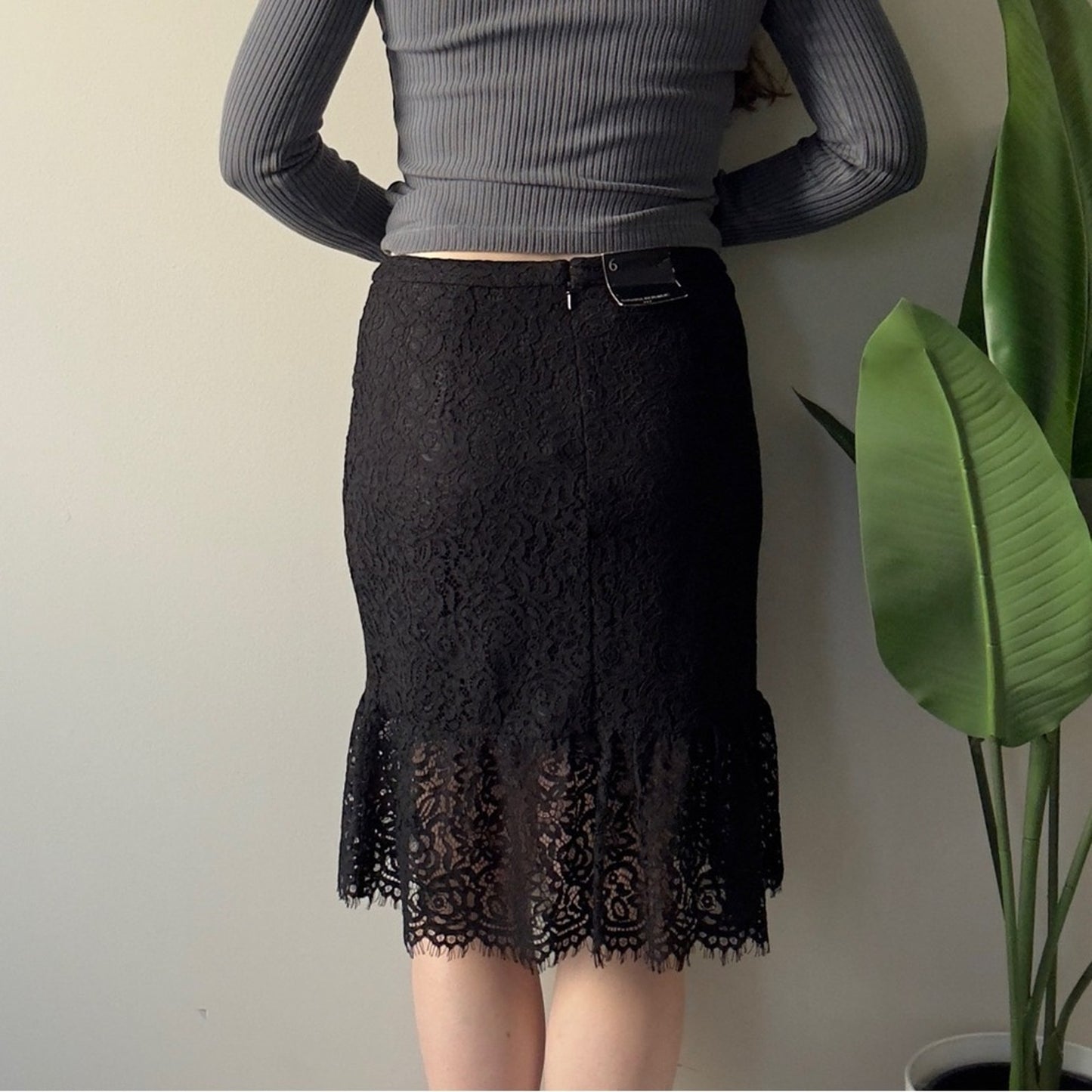 Banana Republic Black Lace Skirt Ruffle flare mermaid hem midi zip up zipper NWT