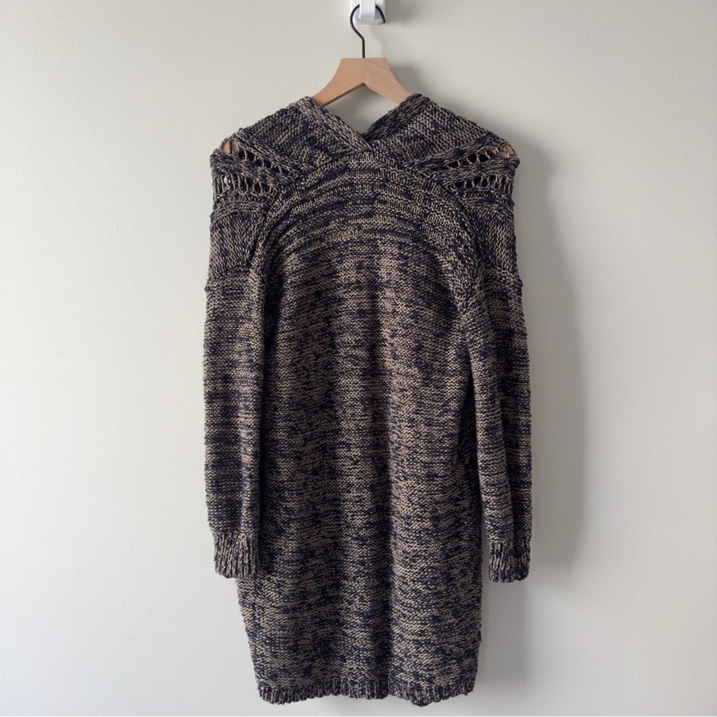 Anthropologie Akemi + Kin Metallic Pocket Front Tunic Cardigan Long Sleeve open