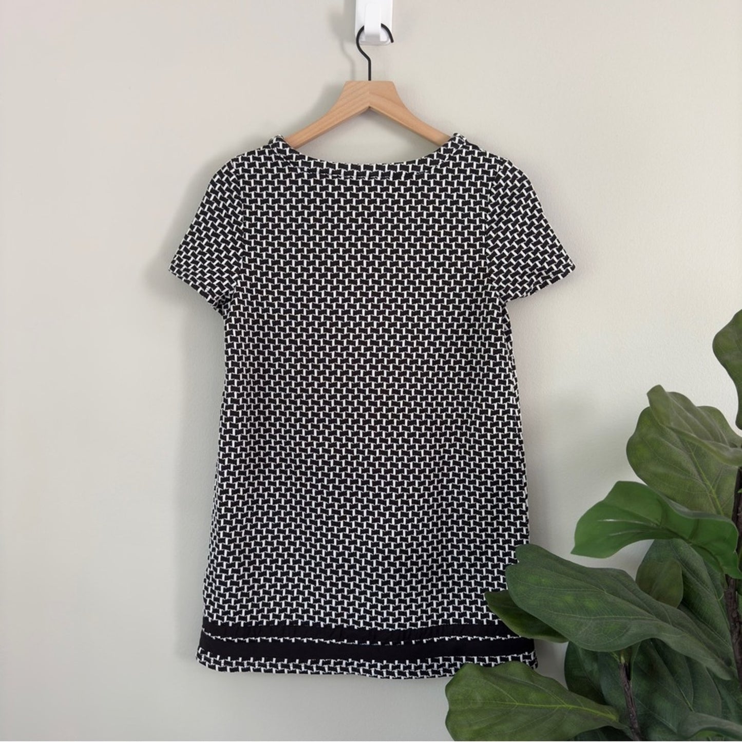Anthropologie Postmark Basketweave Short Sleeve Tunic Top Black White Stretch S