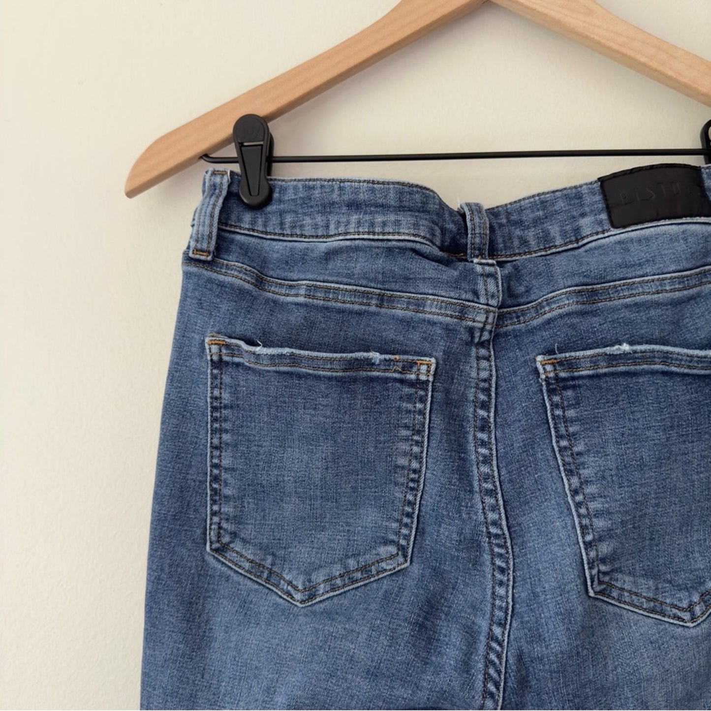 Pistola Medium Wash Skinny Jeans 5-Pocket Solid Denim Belt Loops Zipper Button