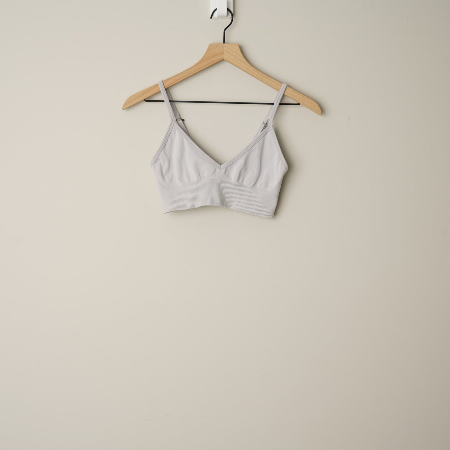 Lululemon Ebb To Street Bra II Sports Athletic Adjustable Spaghetti Straps Gray