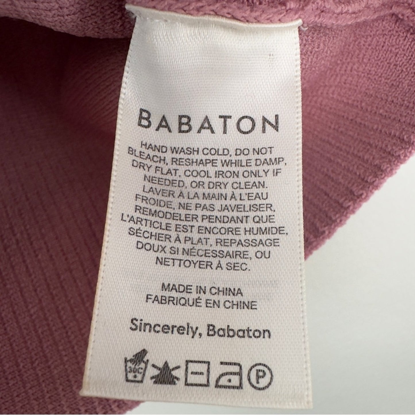 Aritzia Babaton Sleeveless Crop Top Ribbed Athletic Stretch Nylon Spandex Active