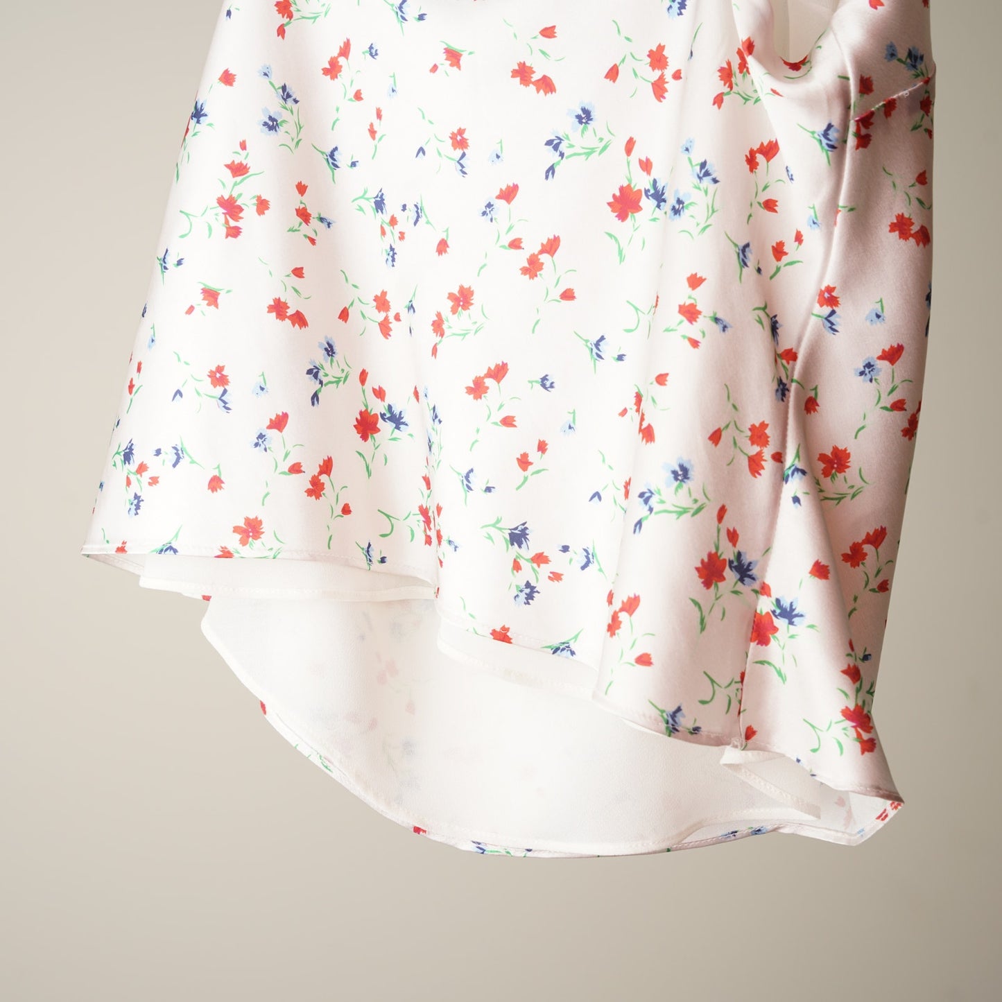 Anthropologie Bardot Wisteria Cami Top Rose Ditsy Floral Pattern Scoop V-Neck 12