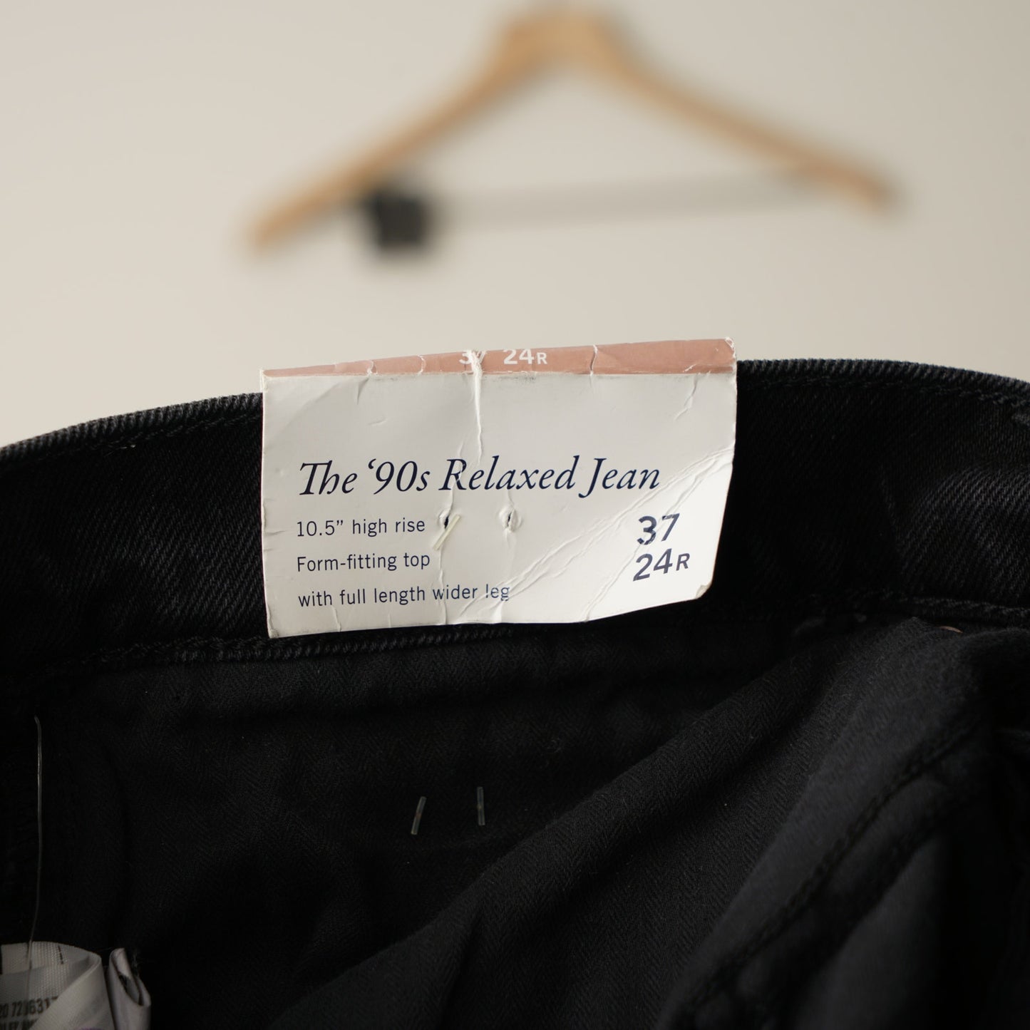 Abercrombie & Fitch The '90s Relaxed Jean High Rise Jeans Black Denim Ripped NWT