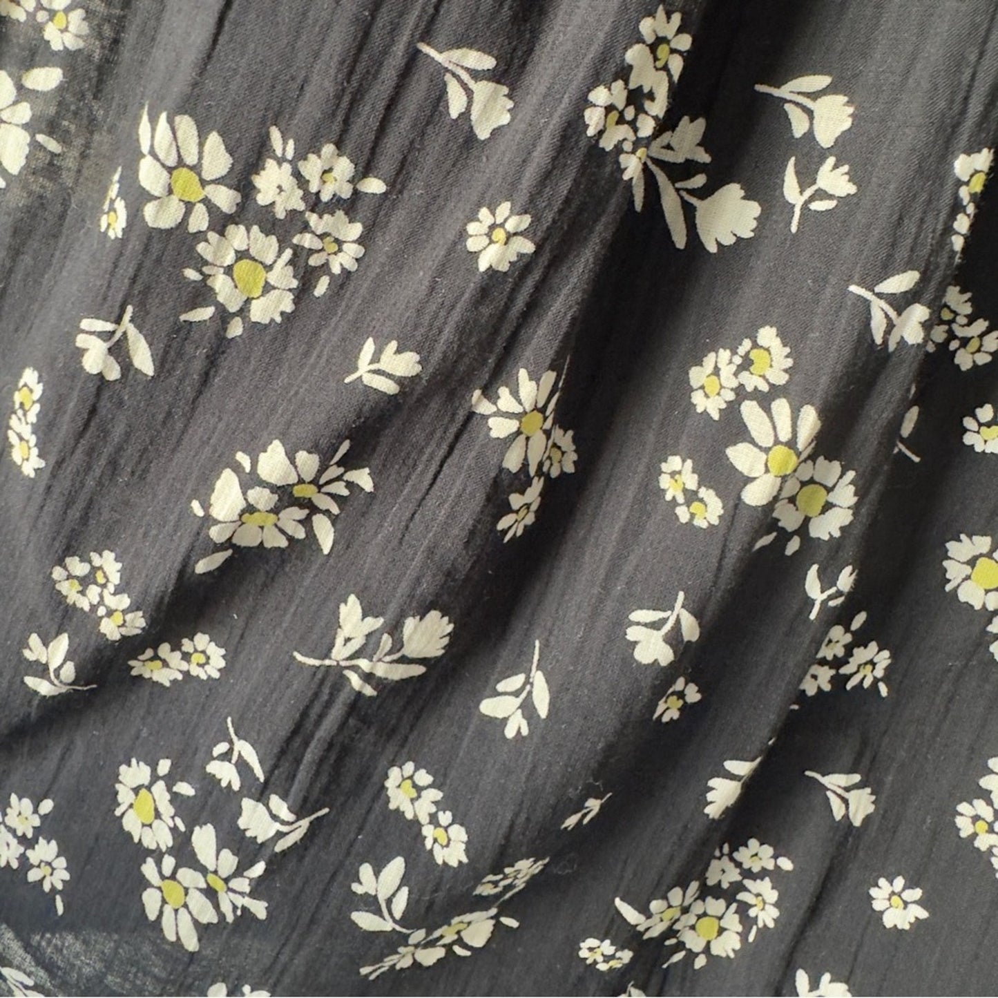 American Eagle Floral Halter Neck Romper Black and Cream Scoop V-Neck Tie Bow