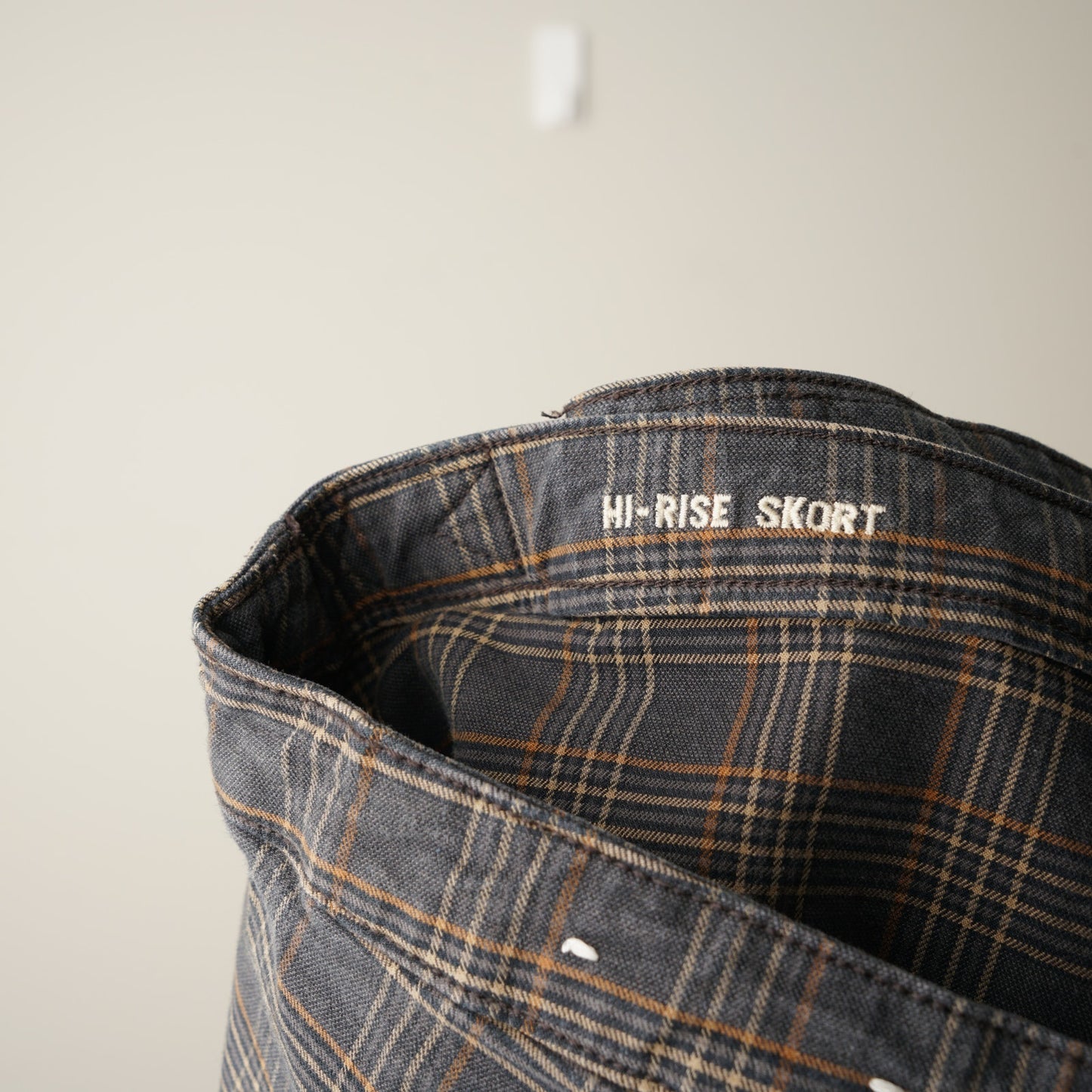 American Eagle Hi-Rise Skort Plaid Wrap Buckle Shorts Pockets Cotton Blend EUC