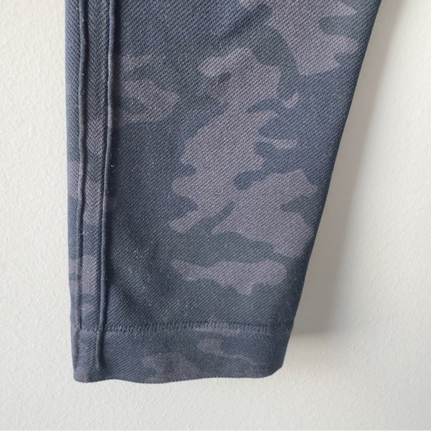 Spanx Seamless Camo High-Waisted Leggings Gray Ankle Casual Athletic Activewear
