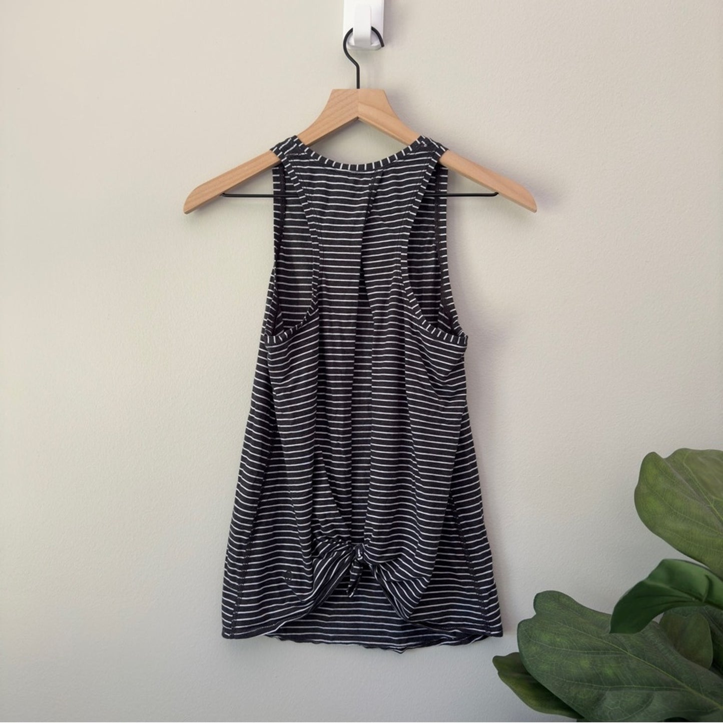 Lululemon All Tied Up Tank Modern Stripe Heathered Black White (First Release)