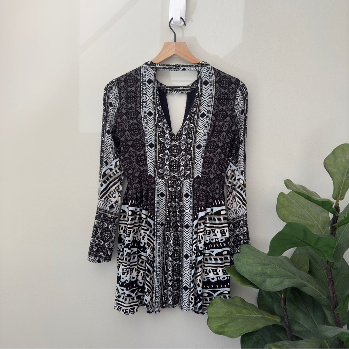 Free People Tegan Border Print Mini Dress Long Bell Sleeves Cutout V-Neck A-Line