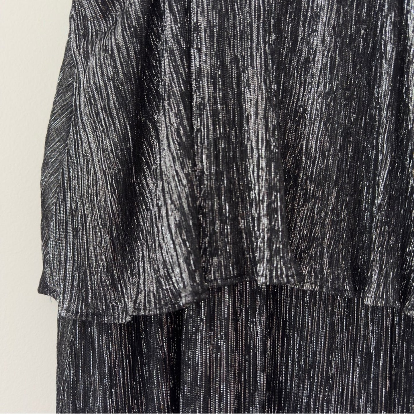 Ella Moss Twisted Keyhole Neckline Shimmer Tiered Mini Dress Sleeveless Flowy XS