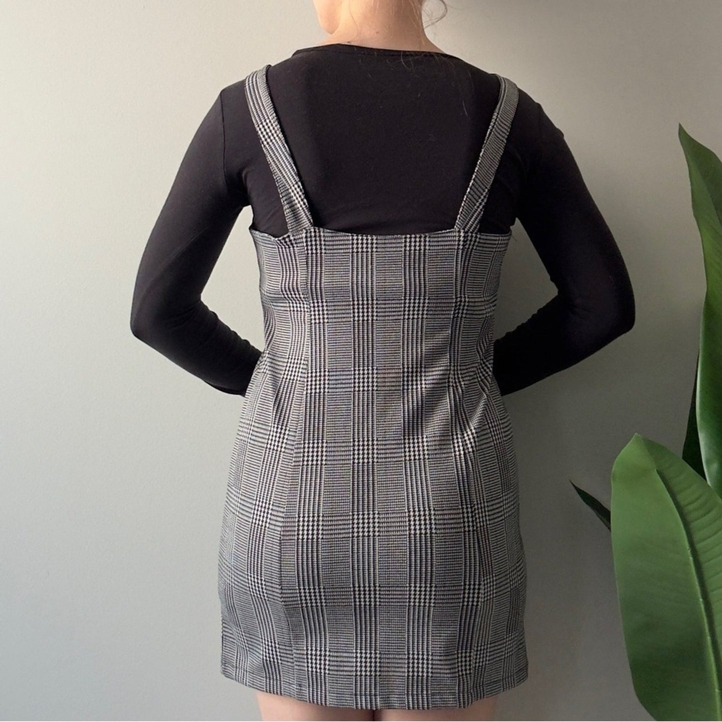 Love Tree Pinafore Plaid Black White mini Dress Full Zip Front Circle Zipper EUC