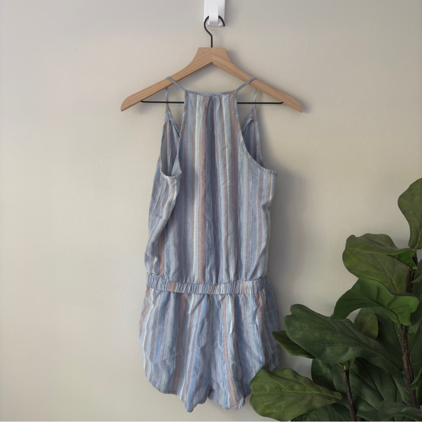 Anthropologie Cloth & Stone Striped Romper Spaghetti Strap Tie Waist Pockets EUC