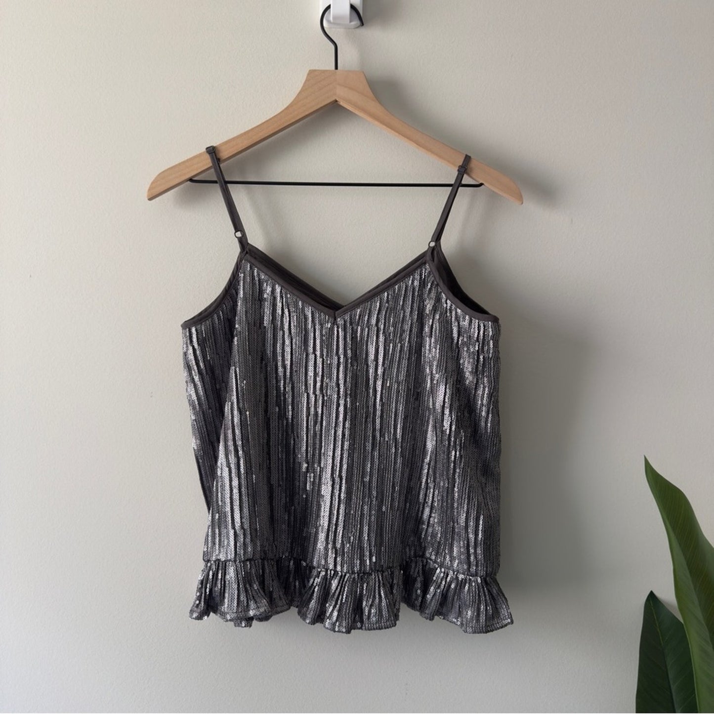 Anthropologie Amelie Sequin Cami Top Silver Ruffled Hem Camisole spaghetti strap