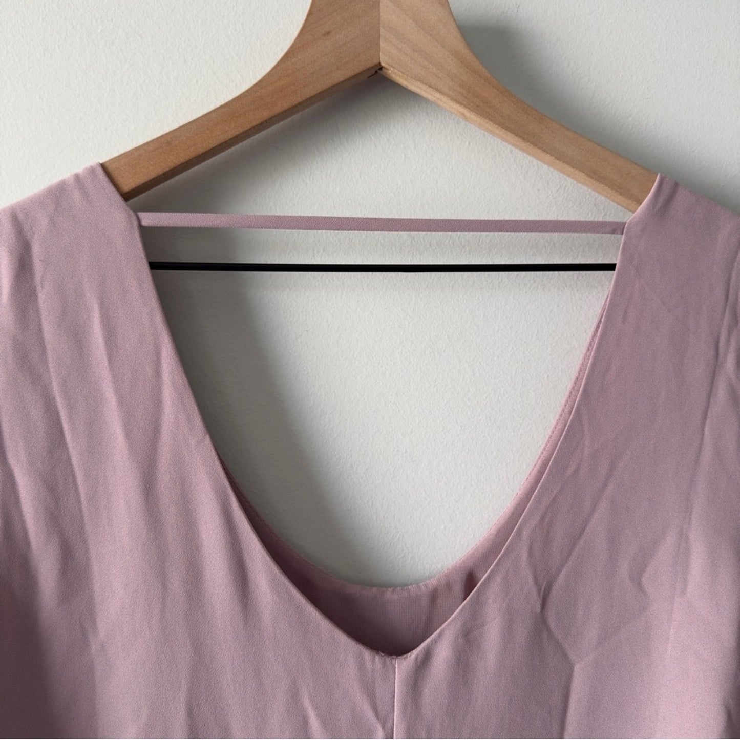 Astr the Label Revolve Deauville Mauve Lace Accent dress shift Flowy 3/4 sleeve