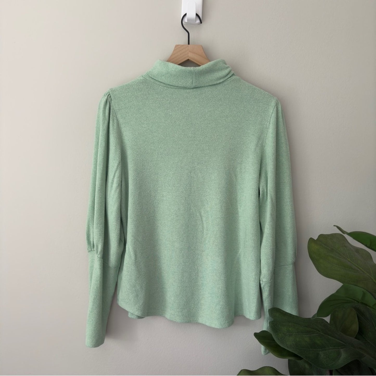Anthropologie Soft Long Sleeve Turtleneck Green Stretch Spandex Cozy Winter Fall