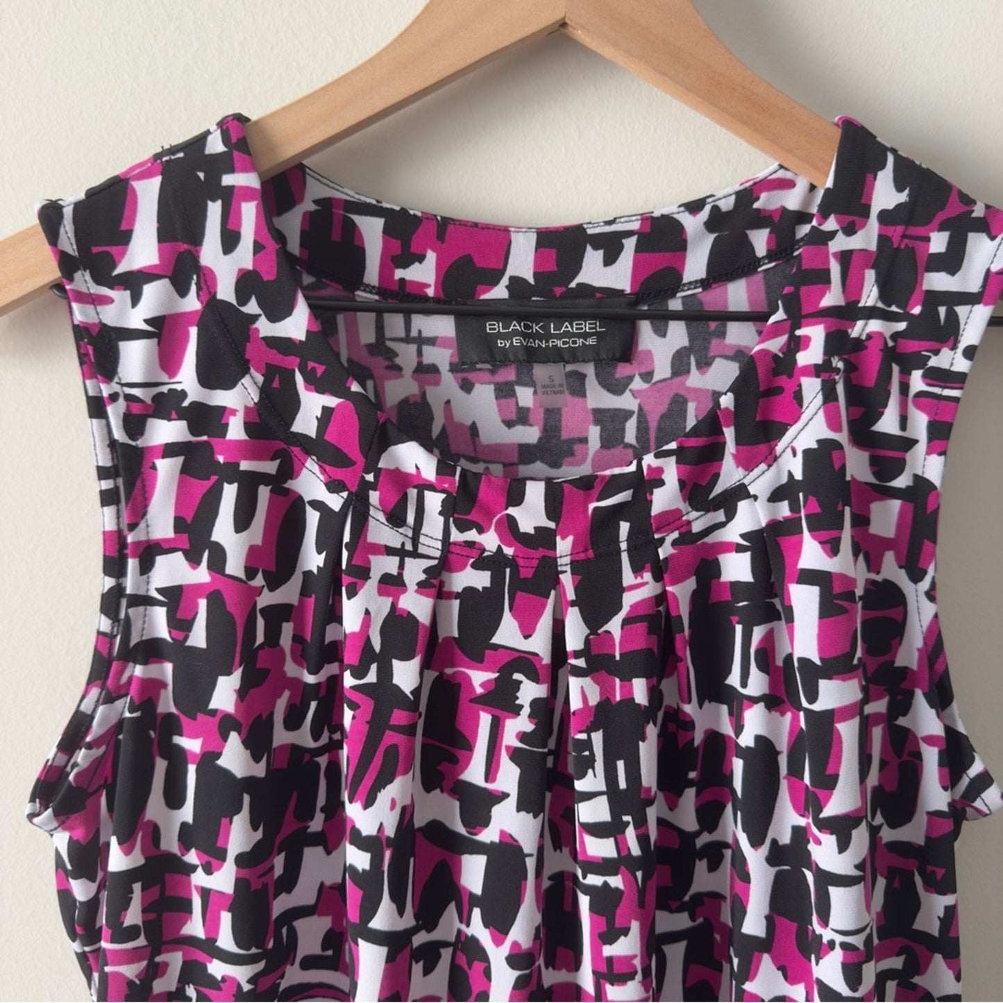 Y2K Evan Picone Black Label Pink White Geometric Blouse Tank Top Sleeveless EUC