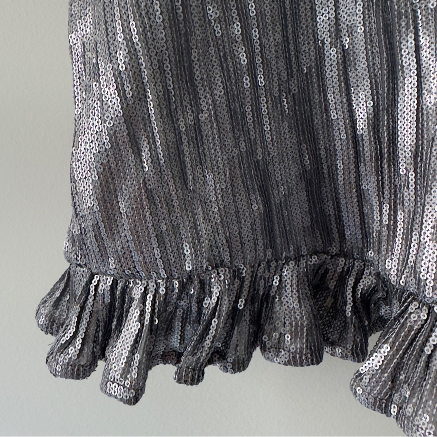 Anthropologie Amelie Sequin Cami Top Silver Ruffled Hem Camisole spaghetti strap