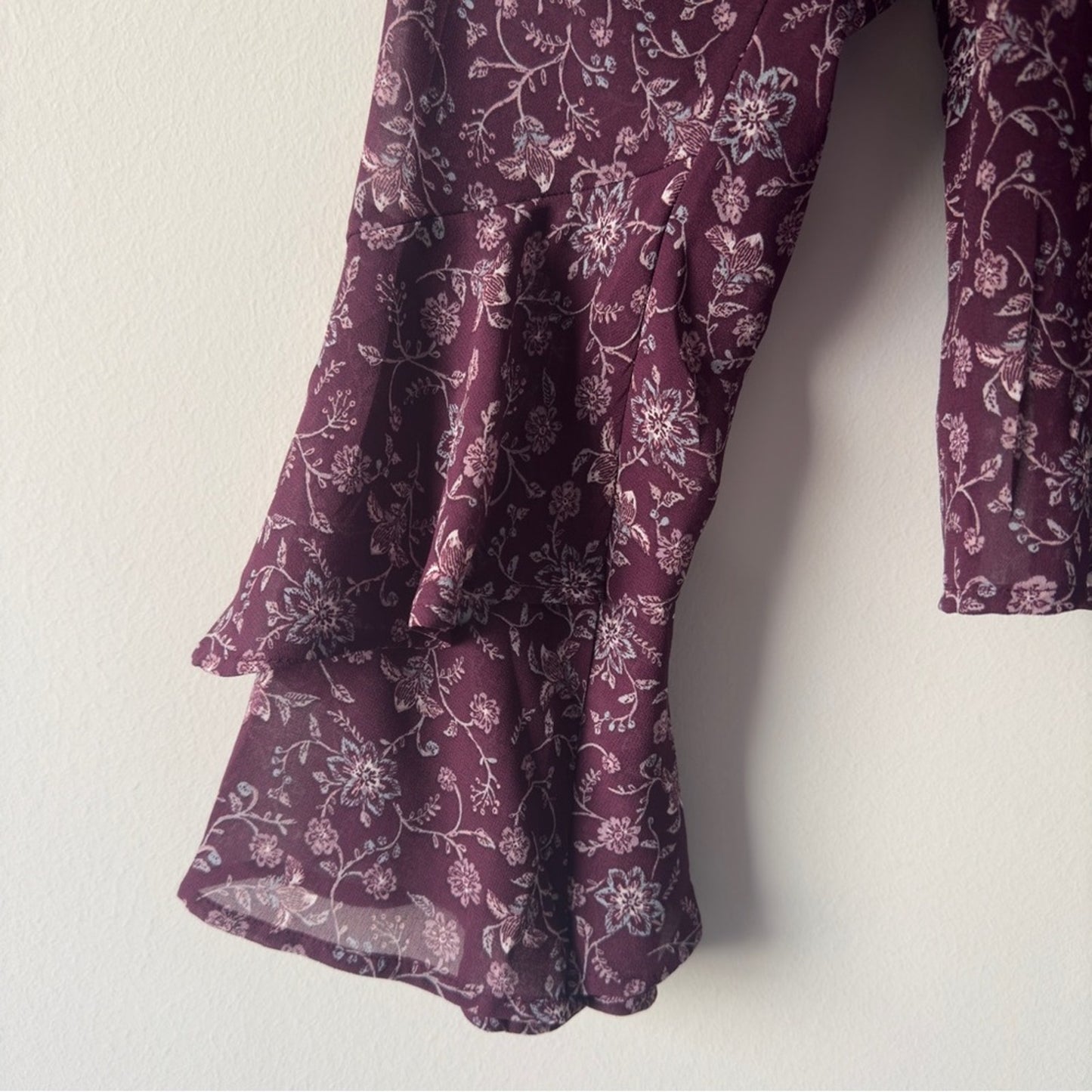 Aeropostale Floral Burgundy Babydoll Top sheer long bell sleeves keyhole button