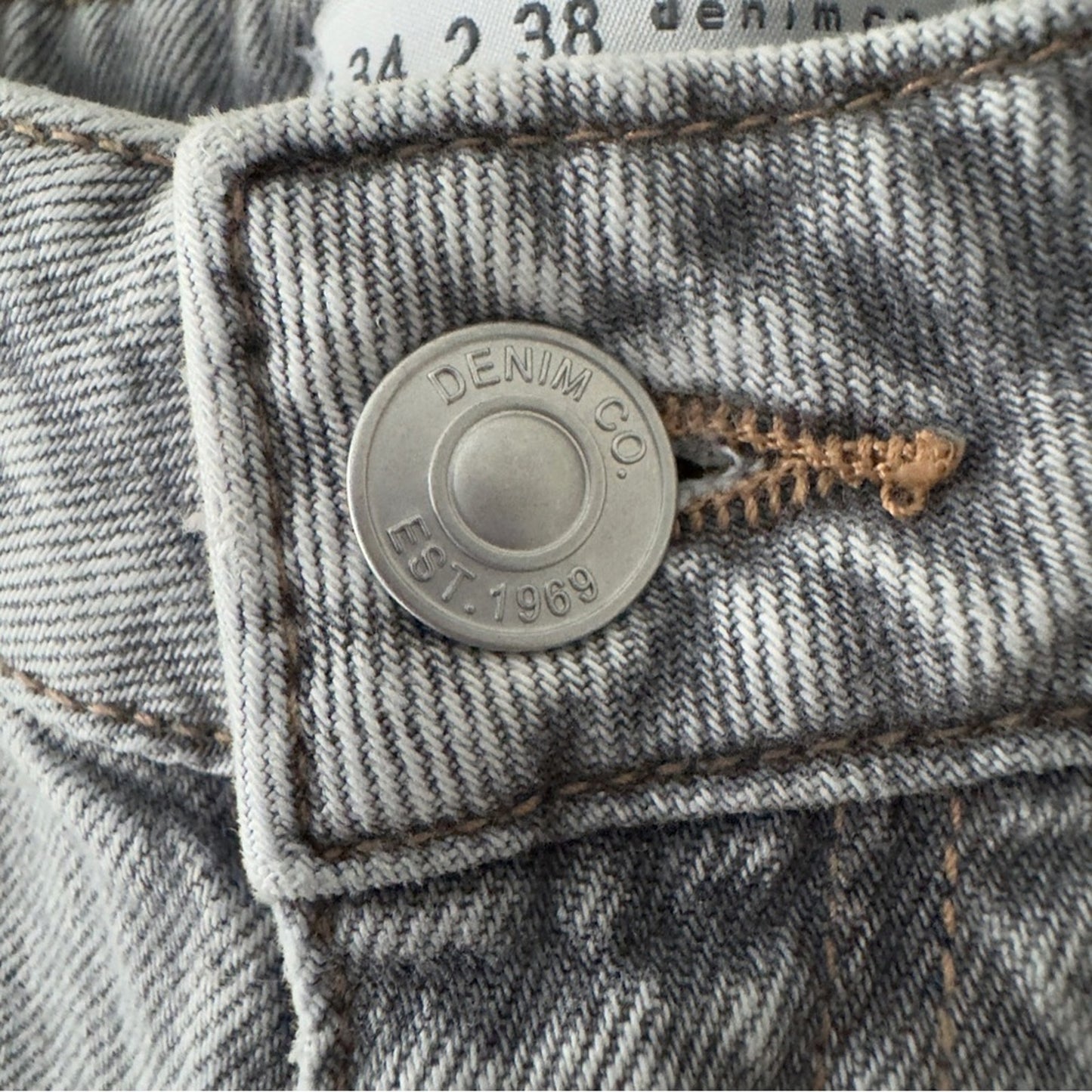 Denim Co. Primark Cares Light Gray Straight Leg Jeans grey distressed cotton EUC