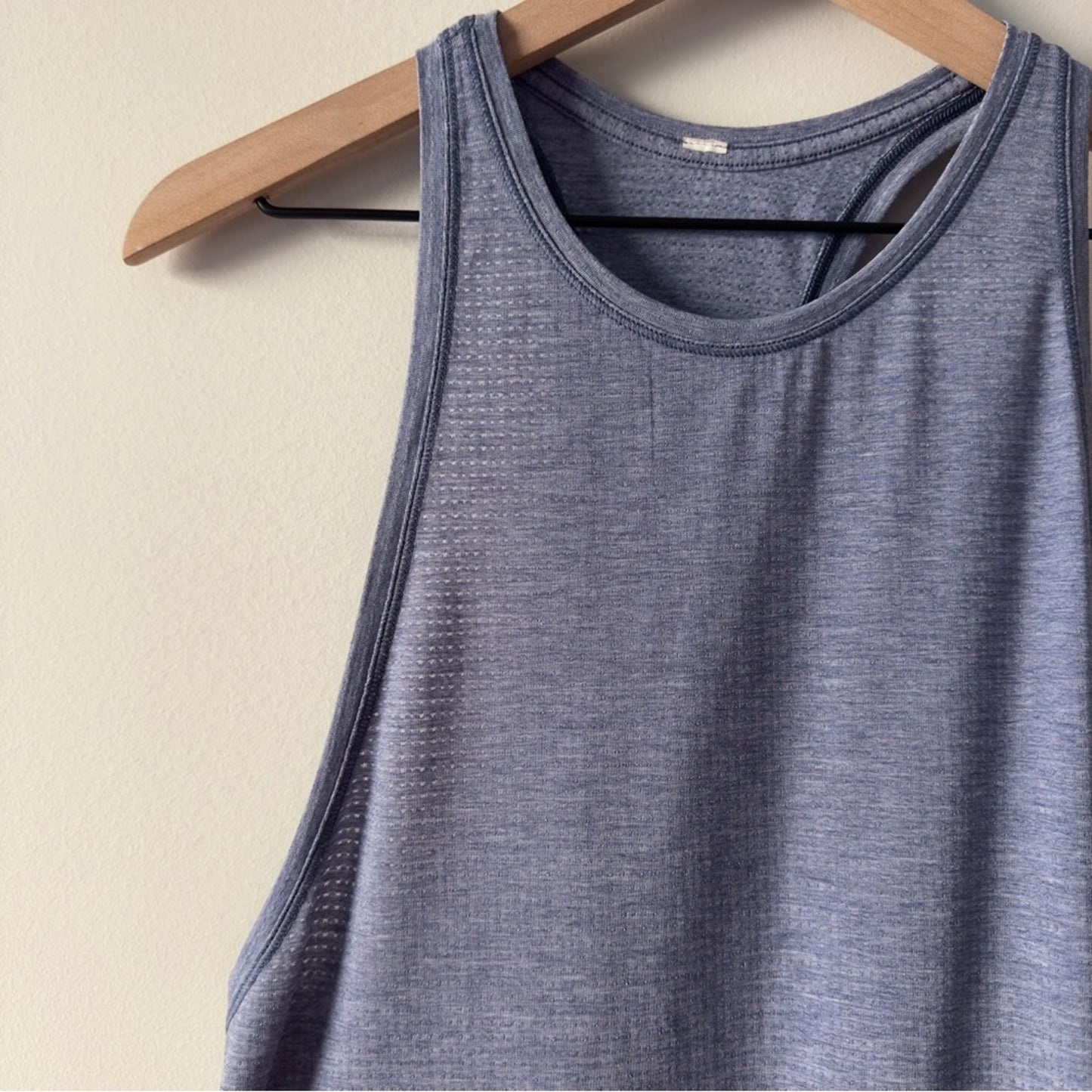 Lululemon Plank To Pike Tank in Heathered Twilight Blue / Twilight Blue Top logo