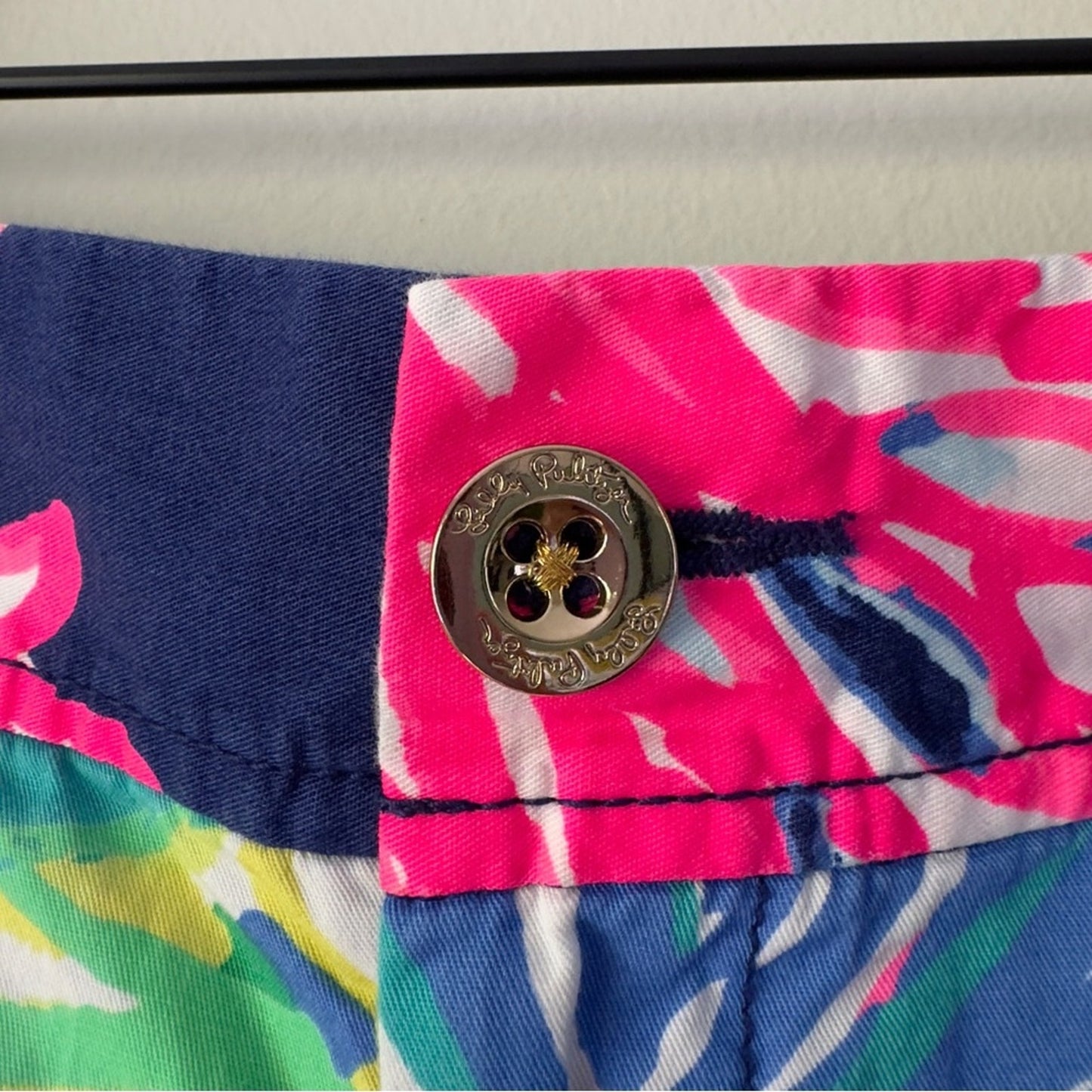 Lilly Pulitzer The Callahan Short 100% Cotton Floral Button Zipper Zip Colorful