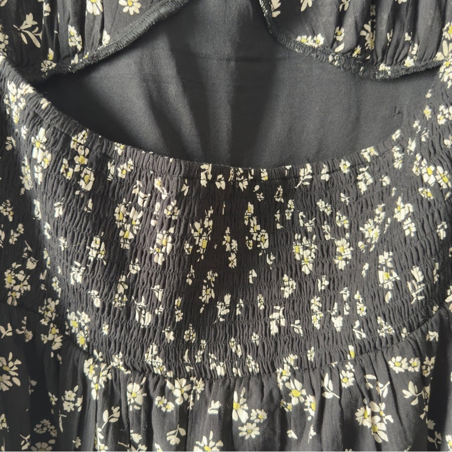 American Eagle Floral Halter Neck Romper Black and Cream Scoop V-Neck Tie Bow