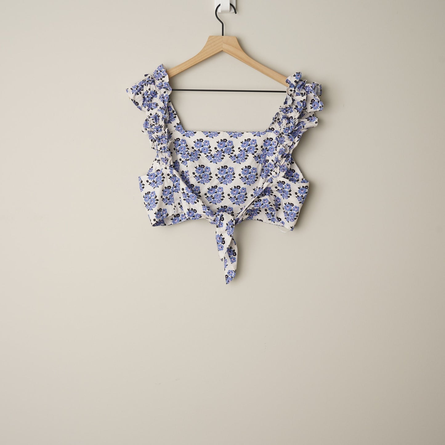 Yumi Kim Gogo 100% Cotton Ruffle Crop Top Floral Sleeveless Cropped Tank Tie EUC