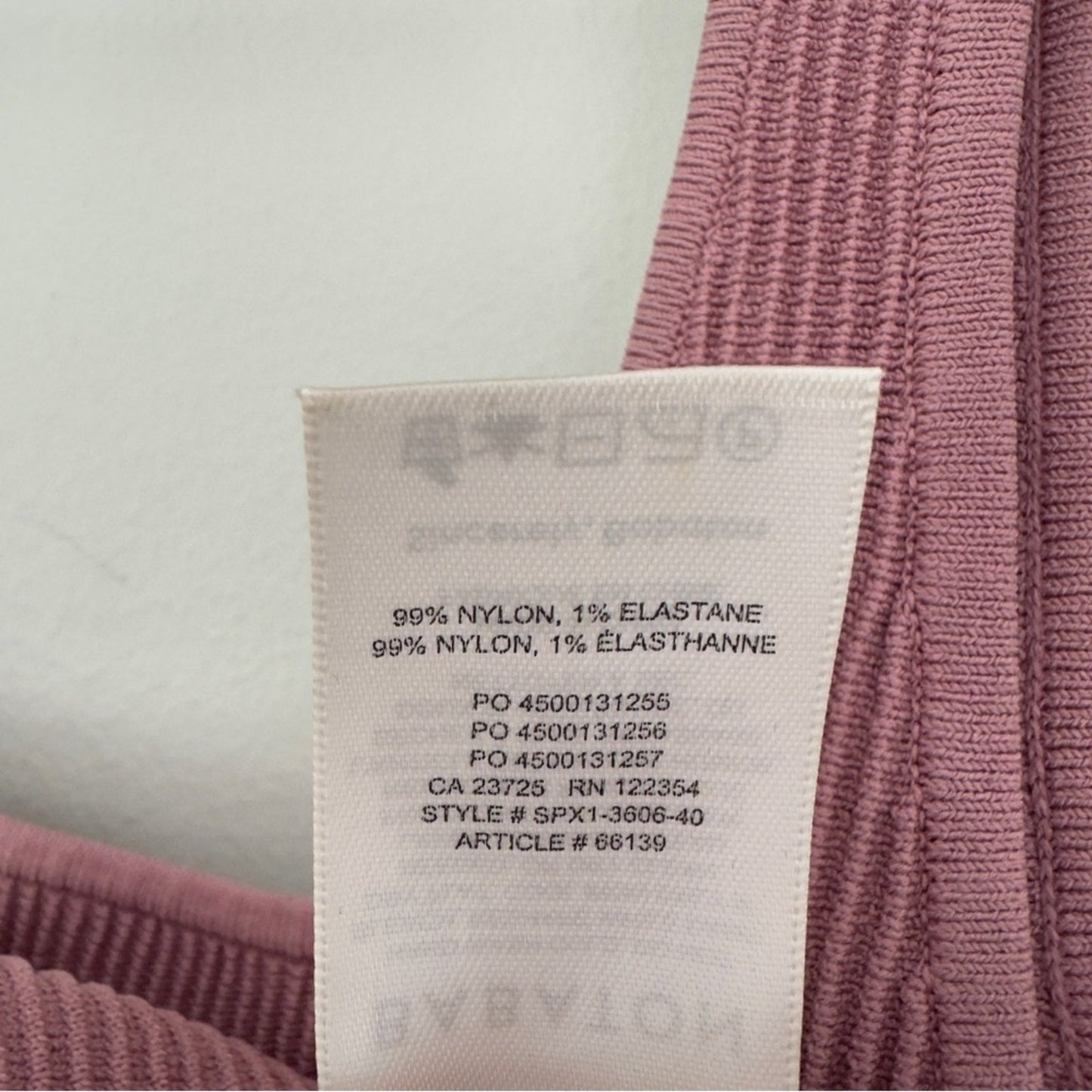 Aritzia Babaton Sleeveless Crop Top Ribbed Athletic Stretch Nylon Spandex Active