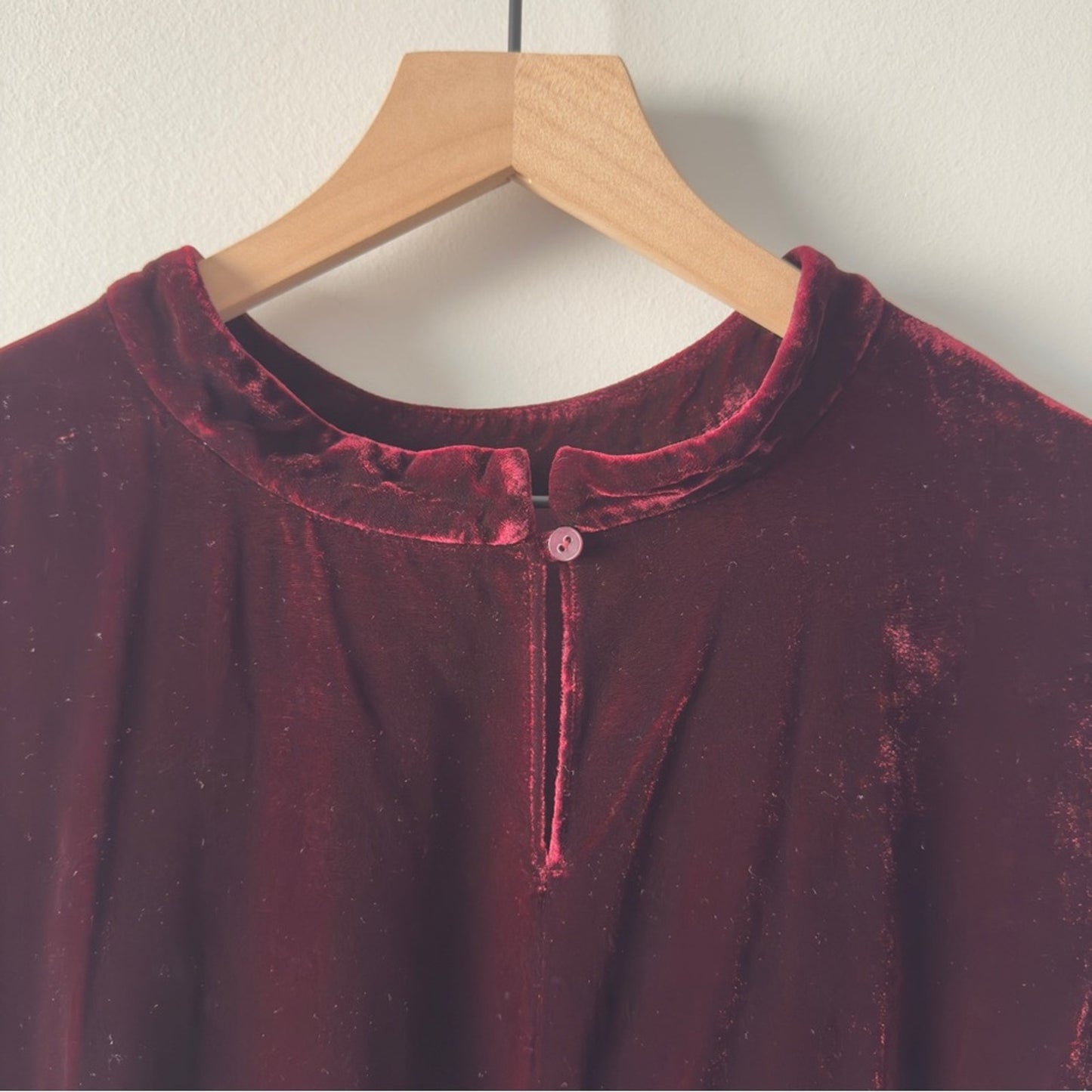 Eileen Fisher Burgundy Red Velvet Short Sleeve Top Holiday Christmas Button Soft