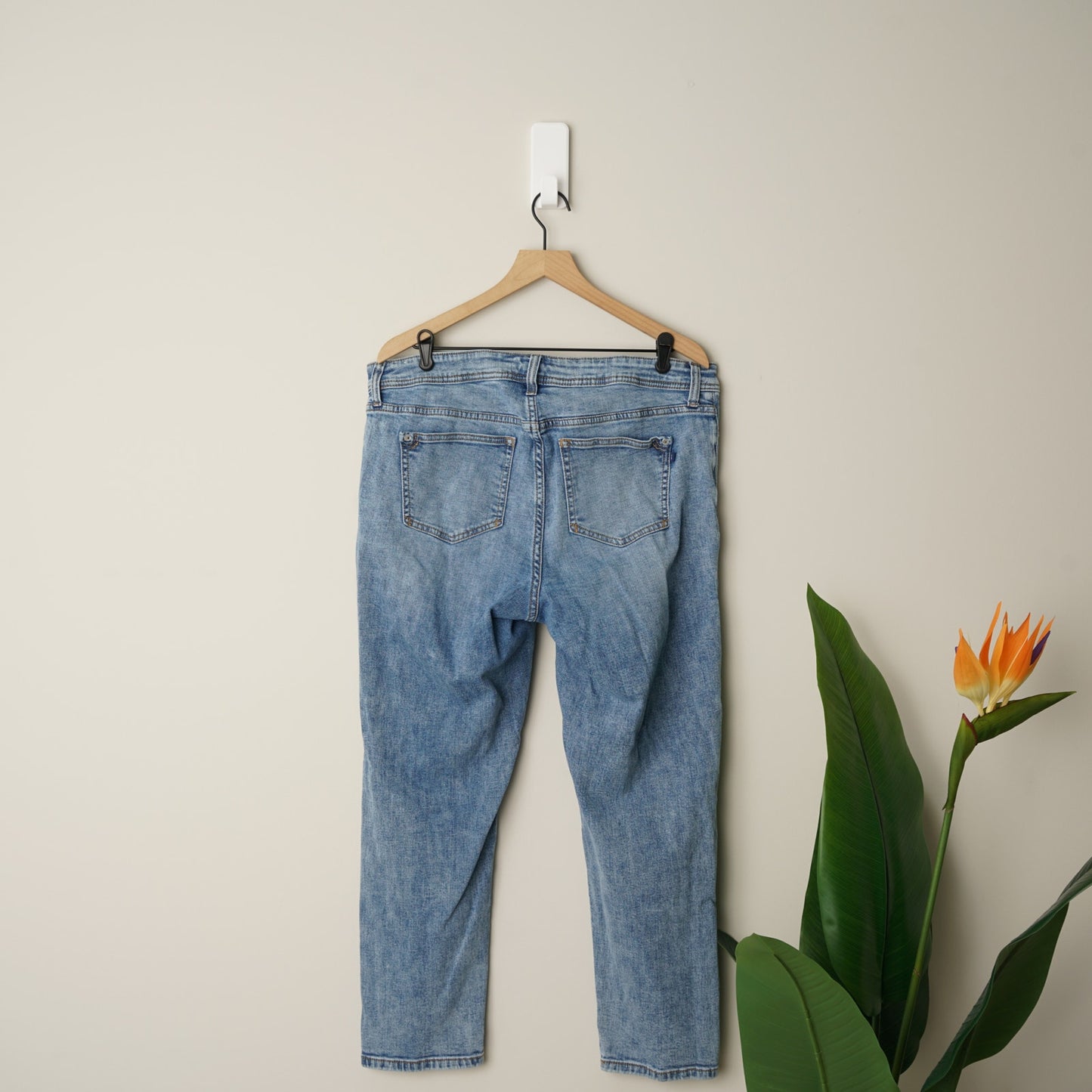 A+ by Anthropologie Pilcro Slim Boyfriend Crop Jeans Denim Zip Button Blue EUC