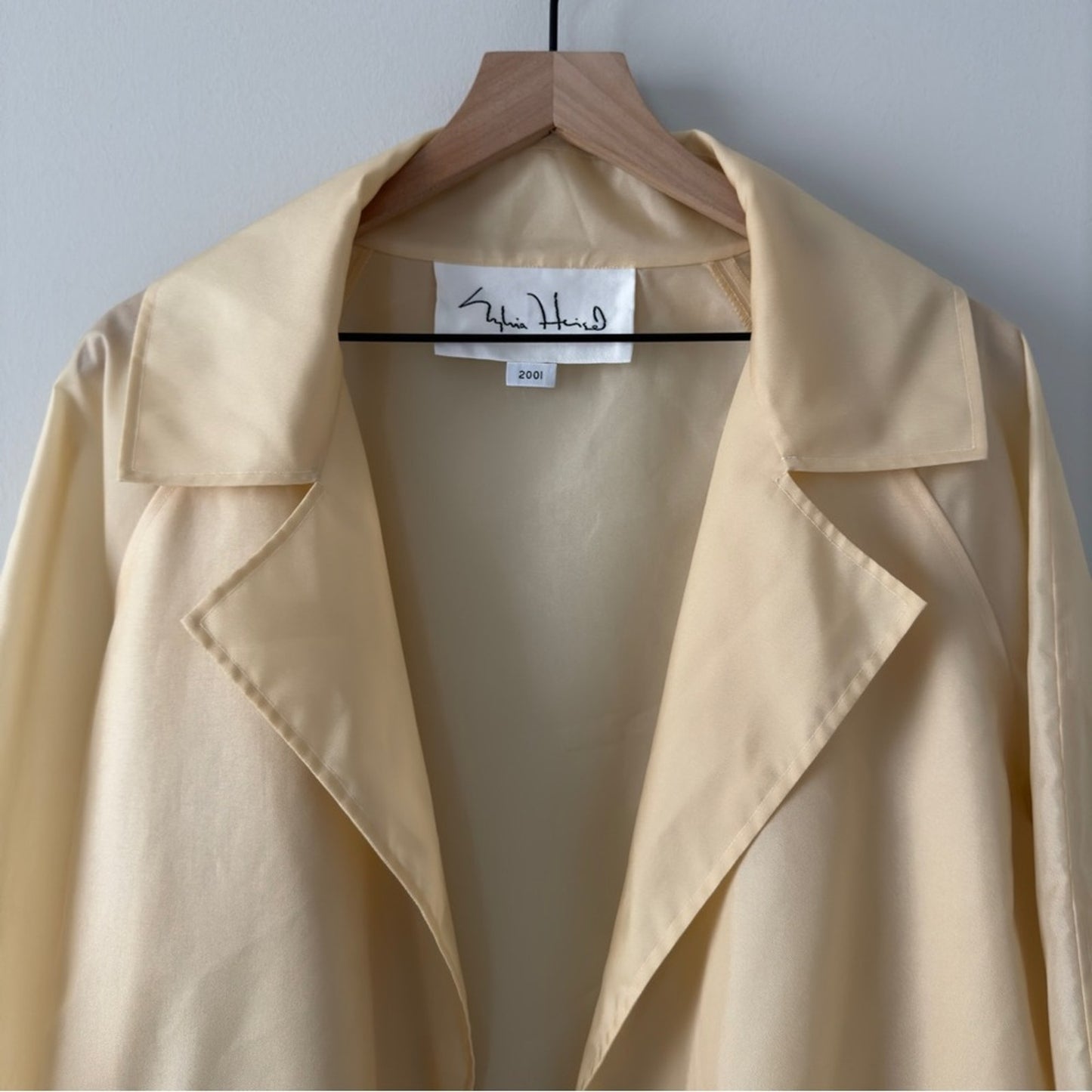 Vintage Sylvia Heisel 2001 Elegant Yellow Women's Coat Jacket long sleeve open S