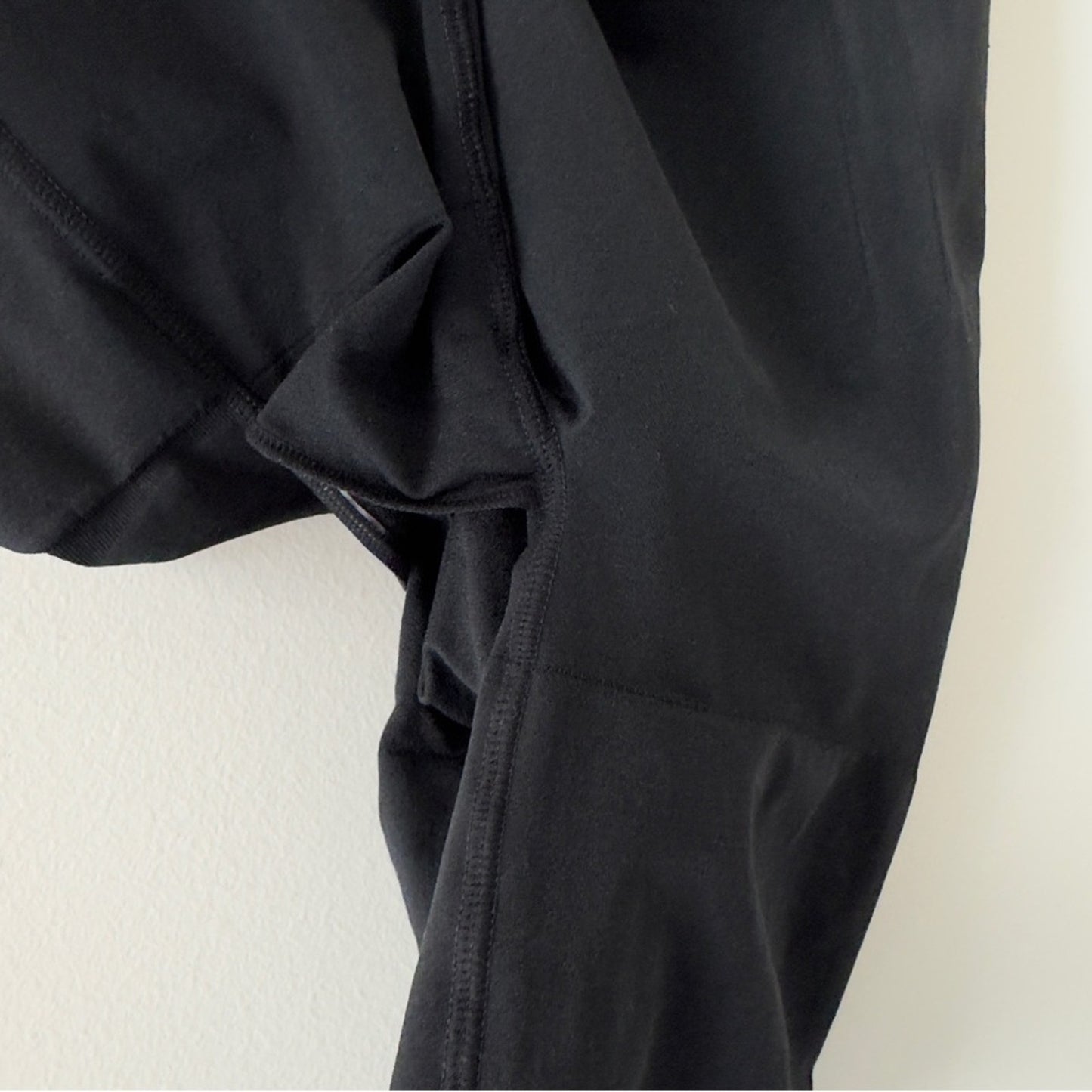 SPANX OnCore High-Waisted Mid-Thigh Short in very black Shapewear Shorts Medium